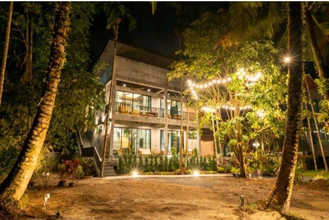 Grandfather Khaolak Resort Khao Lak Exterior photo