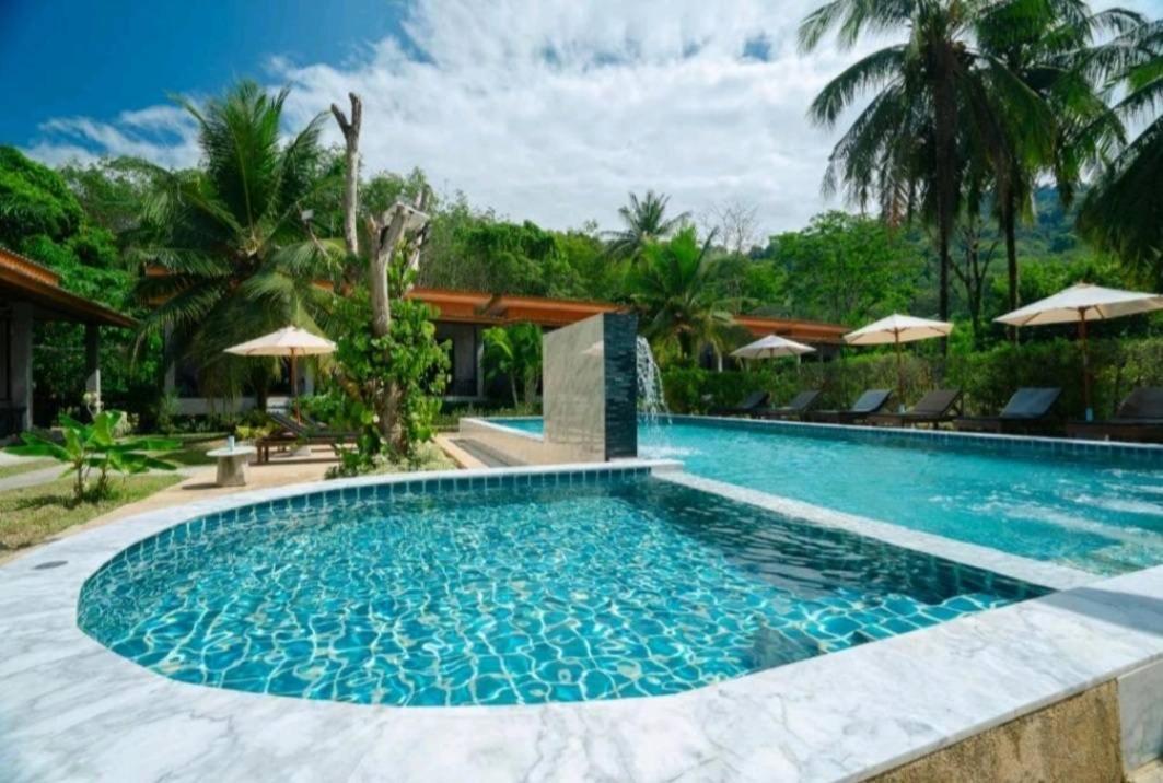 Grandfather Khaolak Resort Khao Lak Exterior photo
